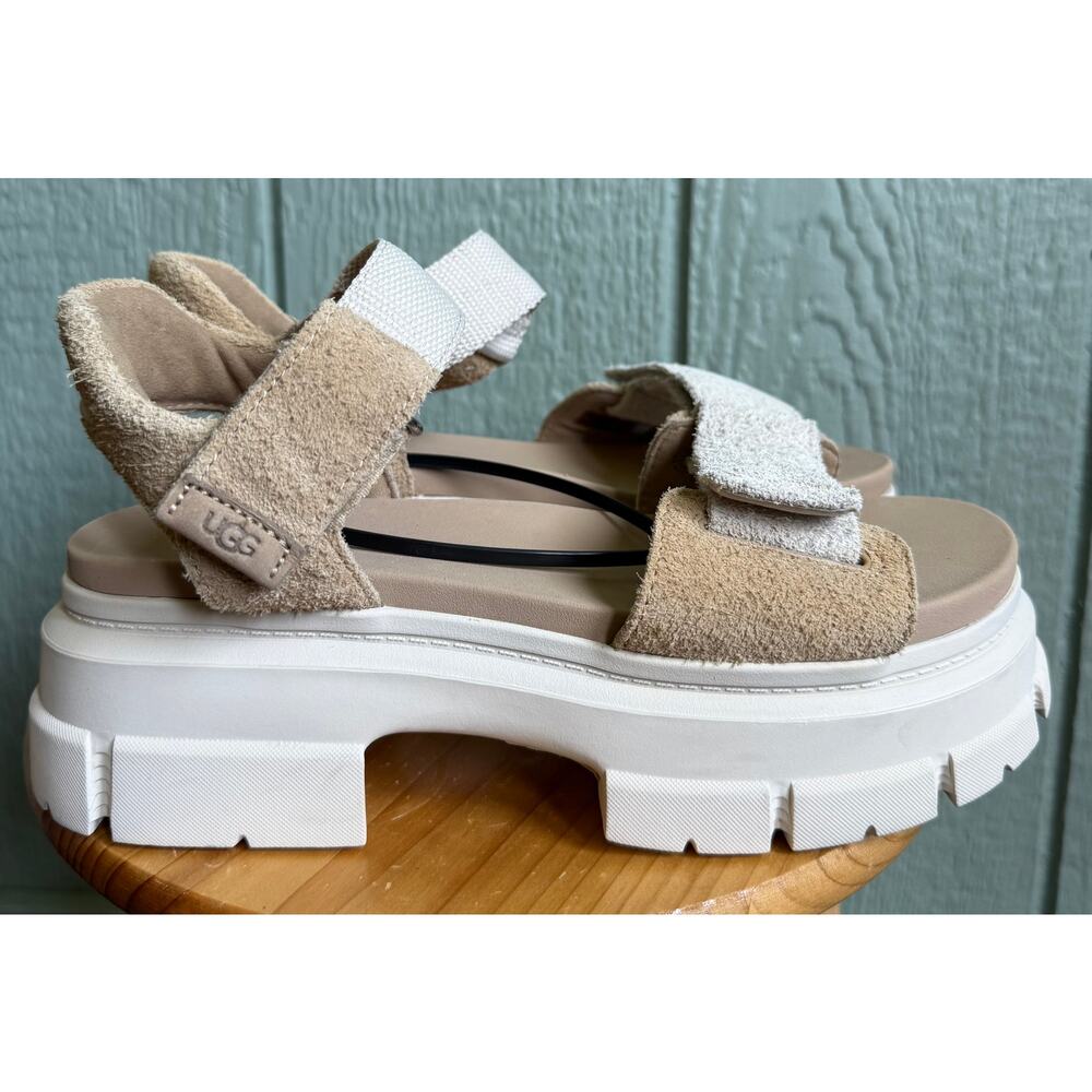 UGG Ashton Ankle Sandal, Size 9 - Picture 2 of 5